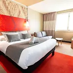 Ibis Centre Hotel 3*