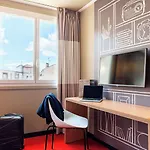 Ibis Centre