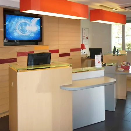 Ibis Centre 3*