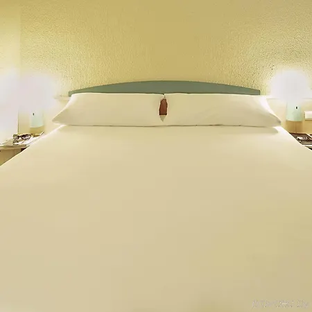 Ibis Centre Hotel