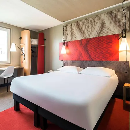 Ibis Centre ホテル コニャック