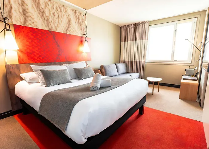 Ibis Centre Hotel 3*